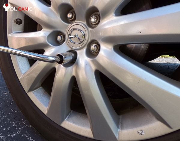 mazda cx9 front brake pad and rotor replacement