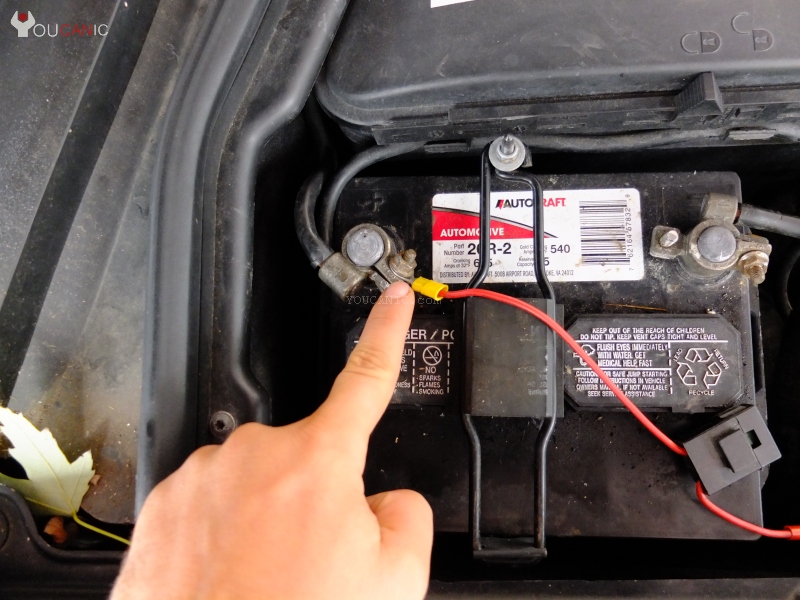 instruction on how to jump start Chrysler Crossfire with dead battery