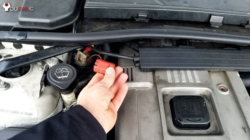 instruction on how to jump start BMW  3-Series with dead battery