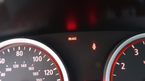 brake light warning on bmw dashborad