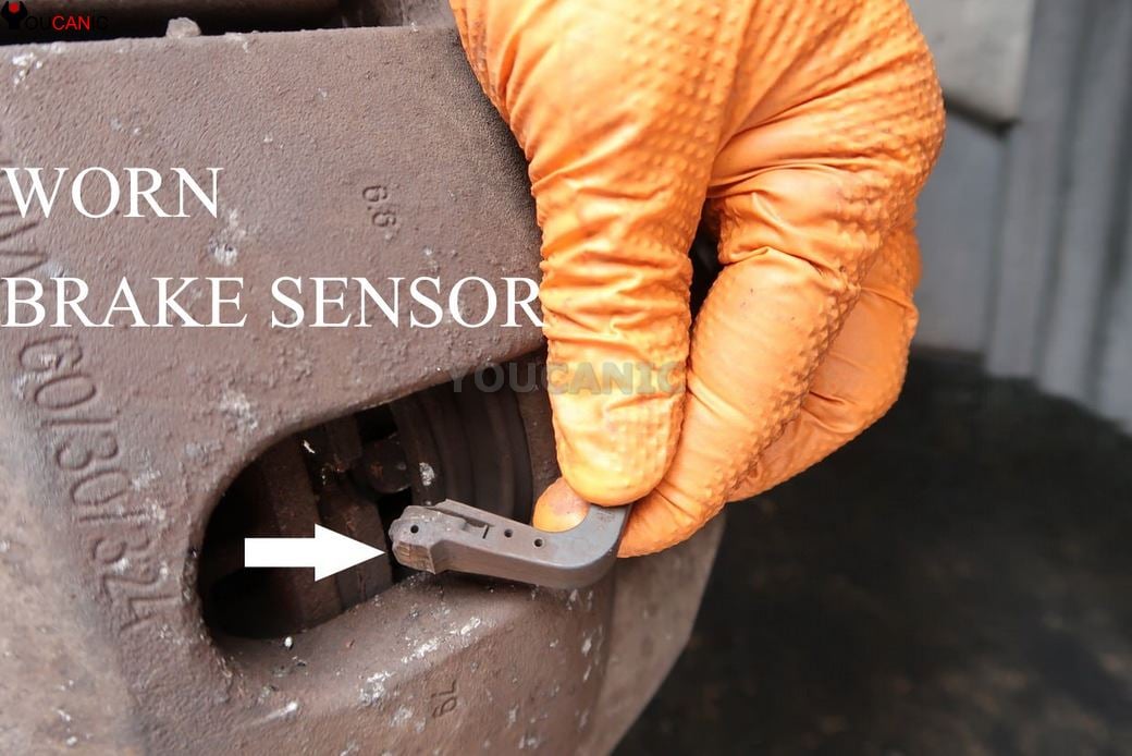 remove-bmw-wear-sensor-before-replacing-front-bmw-brake-pads