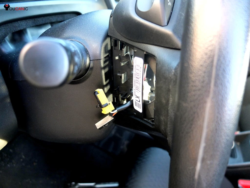 disconnect honda airbag