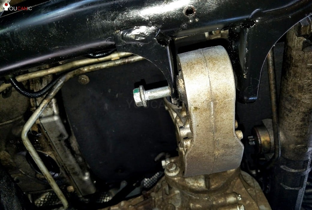 remove mercedes differential bolts