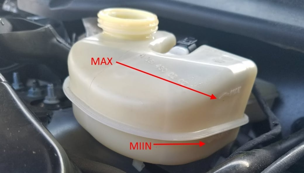 brake fluid reservoir max and min