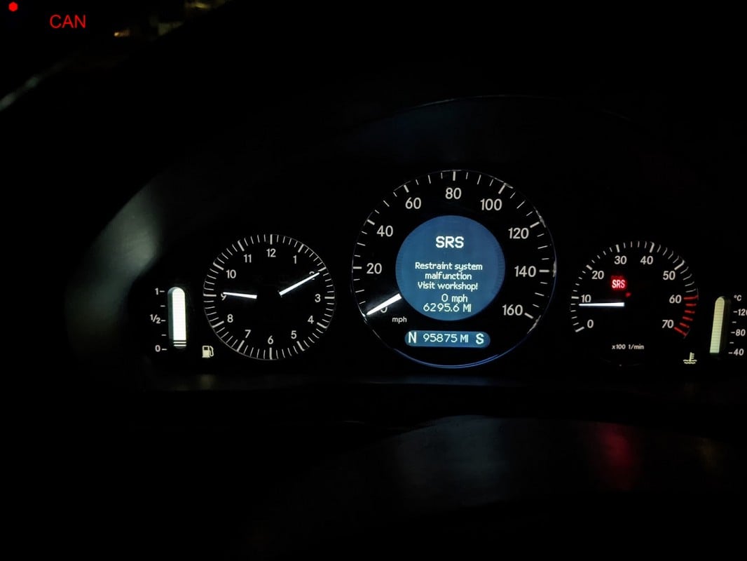 Can't reset Mercedes airbag light