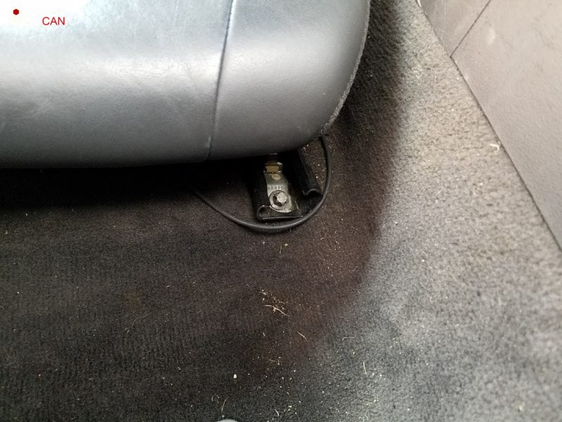how to remove car seats for cleaning