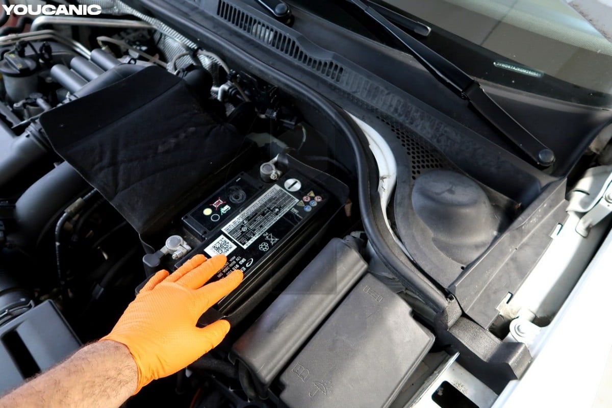 tools you need to change a car battery