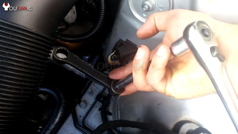 special tool to remove motor mount