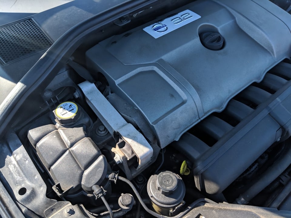 Volvo 3.2 l engine spark plug diy