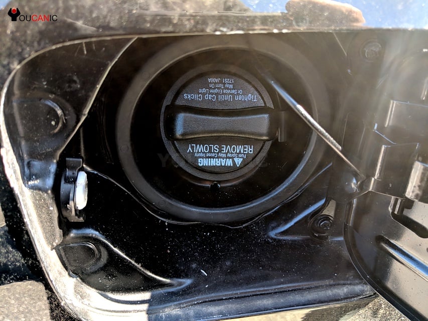 infinti check engine soon light on due to loose gas cap