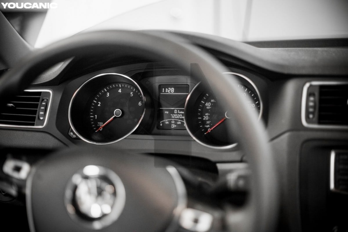 how to remove vw steering wheel