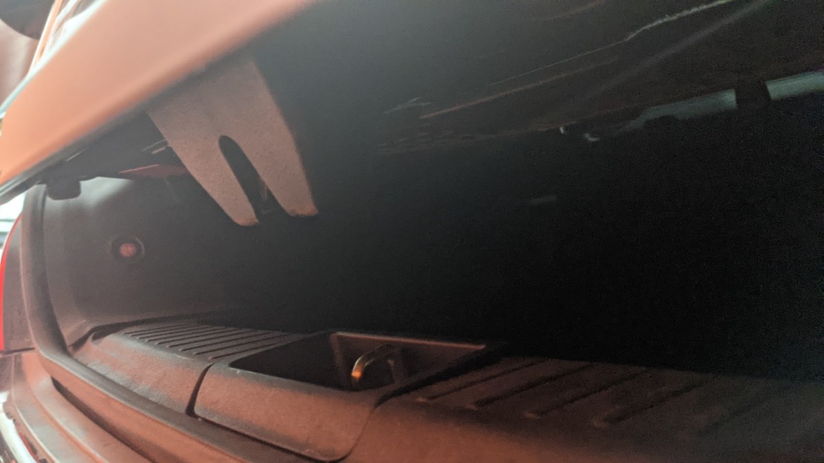 trunk won't close after accident