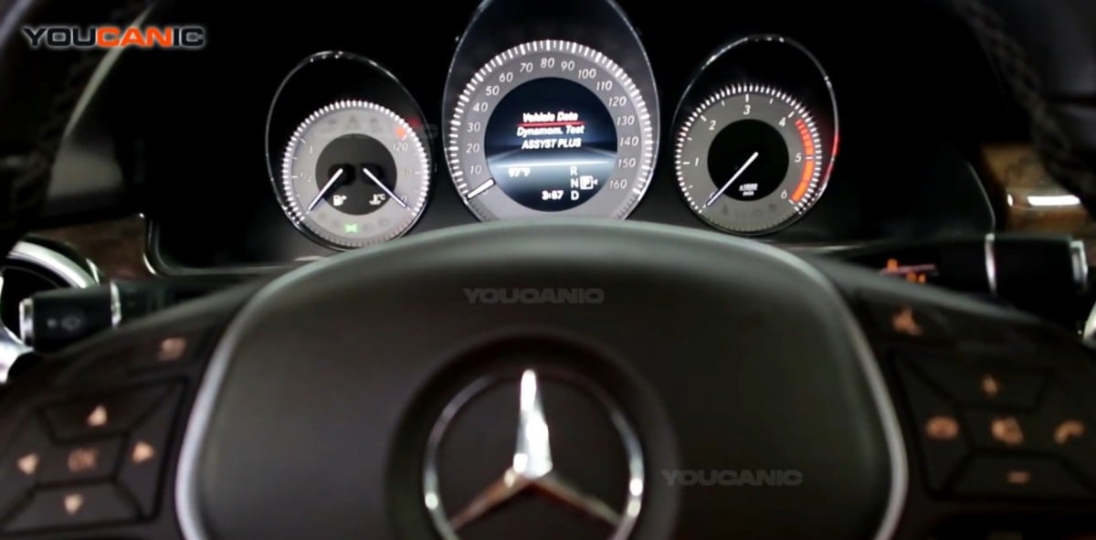 Vehicle Data on the cluster of the Mercedes Benz GLK Class.