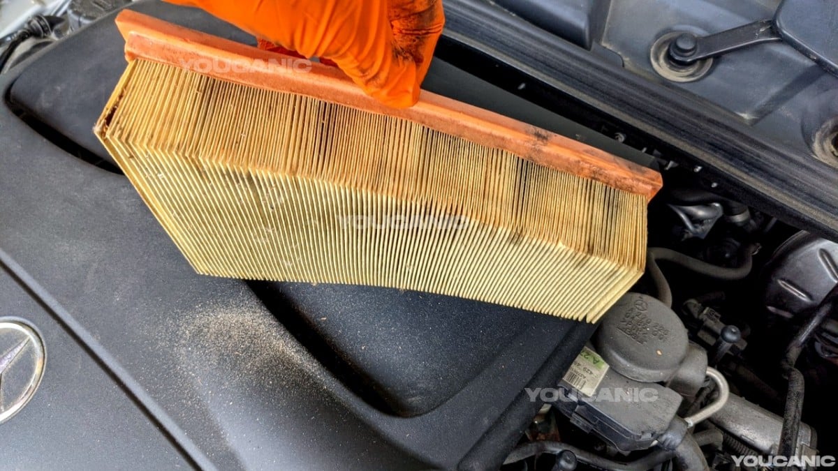 Remove old air filter
