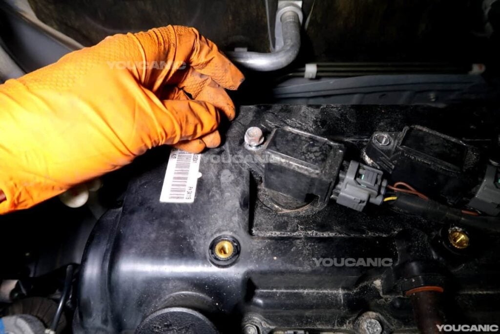 Replacing Mirage Spark Plug and Ignition Coil