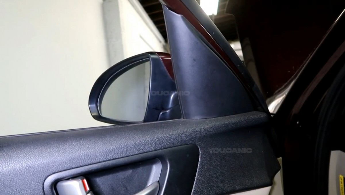The new side mirror of the 2016-2020 Kia Optima.