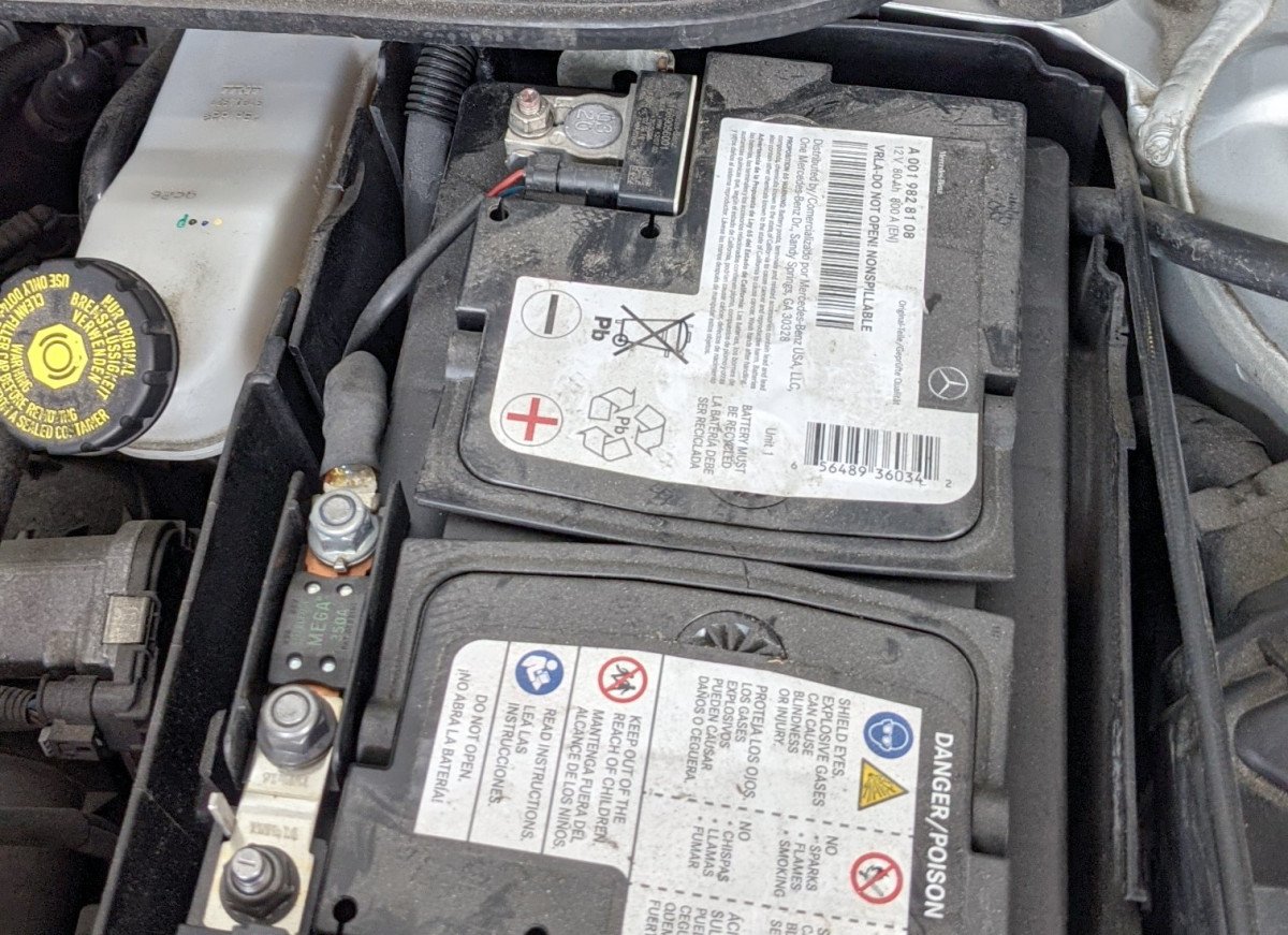 bad dead battery triggers Mercedes SOS warning light