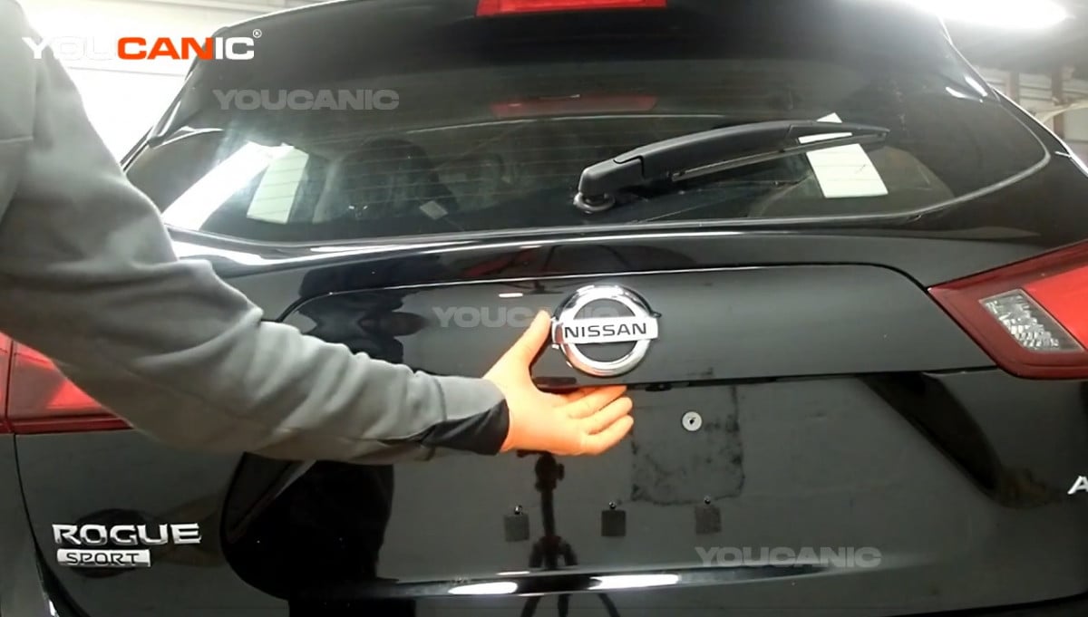 Opening the Hatch of the Nissan Rogue Sport.